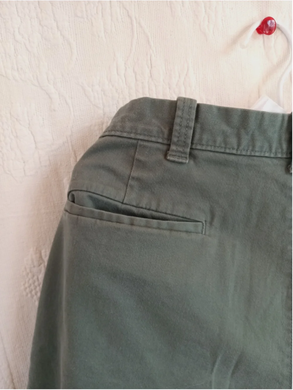 J.crew Flat Front Chino Shorts laurel Green 34 waist 9in Inseam gender neutral